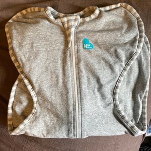 Love to dream swaddle size small